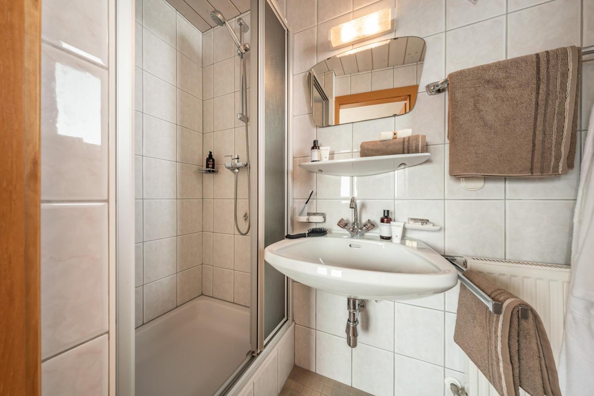 Haus Schoeser ヒパッハ エクステリア 写真